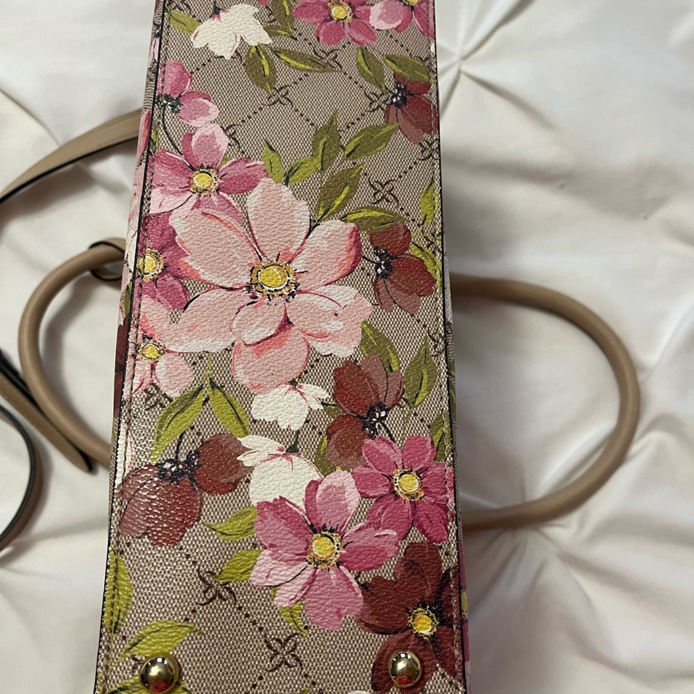 Nine West paisley jet set Crossbody Bag - Picture 3 of 5